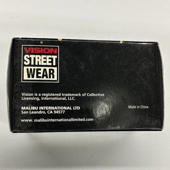 Retro Decks Collectibles Skateboard Fingerboard  - Picture 6 of 8